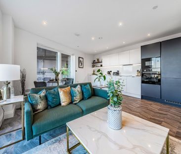Flat to rent - Station Road, Sidcup, DA15 - Photo 2