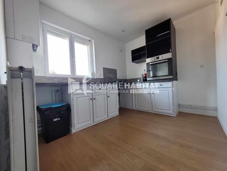 Location Appartement 2 pièces 72m² CARVIN 62220 - Photo 2