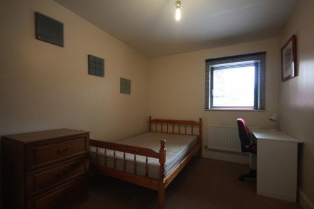 2 bedroom detached house to rent - Photo 4