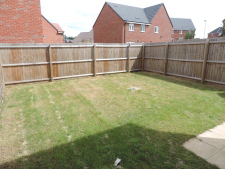 3 Bed Townhouse Howe Lane Leicester LE5 - Ace Properties - Photo 3