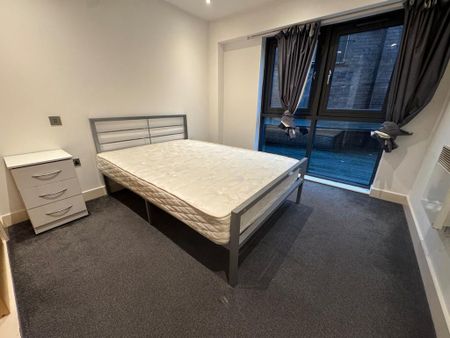 2 bedroom flat to rent - Photo 3