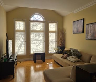 For Lease - 54 Farnham Drive, Richmond Hill, Ontario - Photo 4