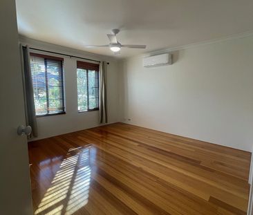 NEAT & TIDY FAMILY HOME! - Photo 4