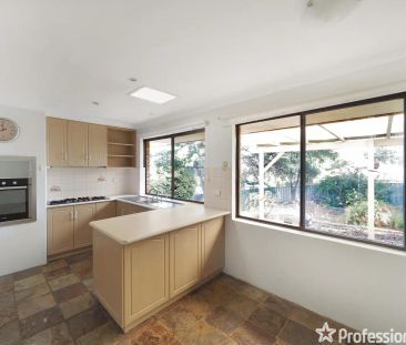 19 Bellanger Drive, Beldon WA 6027 - Photo 4