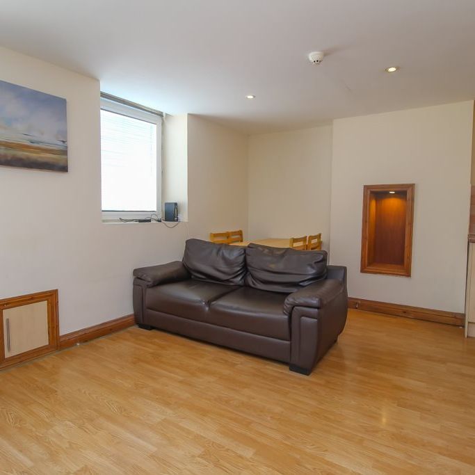 Bedford Street, Roath, Cardiff - Photo 1