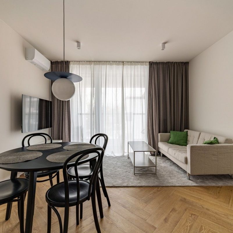 Świeżo wykończone/ Parking Podziemny /Klimatyzacja - Photo 1