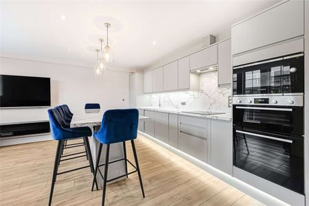 Modern 3 bedroom, 3 bathroom apartment (with HMO licence), in a prestigious development with 24/7 concierge and resident's gym. - Photo 5