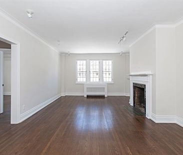3055 Rue Sherbrooke O. - Photo 1