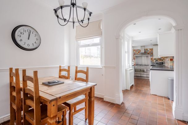 Room in a Shared House, Anfield Road, L4 - Photo 1