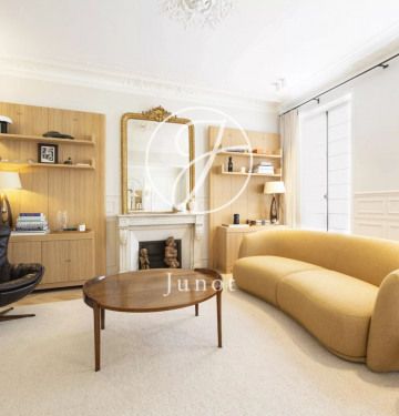Appartement • Île Saint Louis - Photo 1