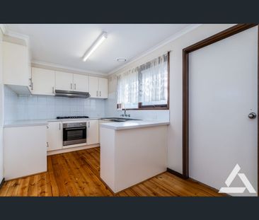 1/10 Kelvin Grove, Springvale, Vic 3171 - Photo 3