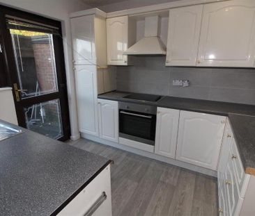 46 Queens Avenue, Newtownabbey, BT36 5HU - Photo 6