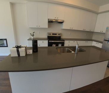 For Lease - 29 Boswell Drive, Brampton, Ontario - Photo 2