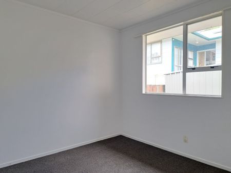 2 Bedroom in Birchville - Photo 3