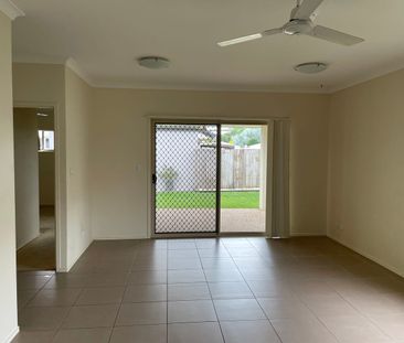 Family home in Sippy Downs location, close to shops and schools - Photo 1