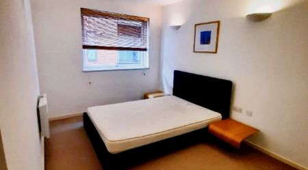 1 Bedroom - Photo 4