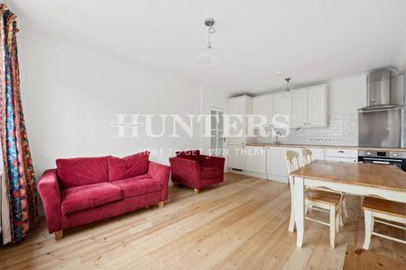 2 bedroom Flat To Let Total Size: 557 SQ FT - Photo 2