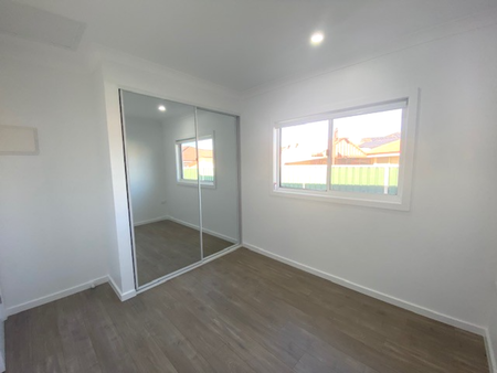 Secure & comfortable brand-new granny flat - Photo 2
