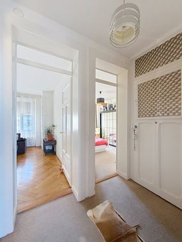 Bel appartement de 2 pièces en plein centre-ville - Foto 3