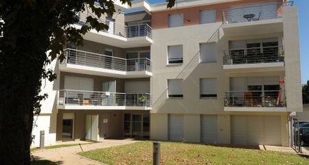 location Appartement T3 DE 73.11m² À TASSIN LA DEMI LUNE - Photo 3