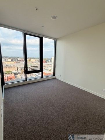 Welcome to THE LONSDALE - Photo 3