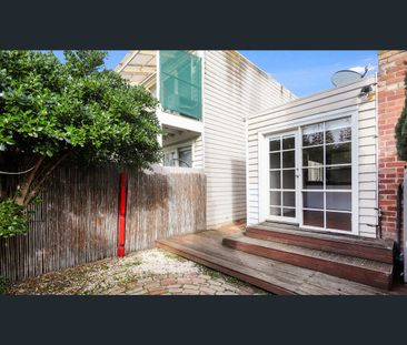 8 Crawford Street, Newport, Vic 3015 - Photo 5