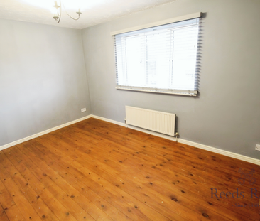 2 bedroom semi-detached house to rent - Photo 2
