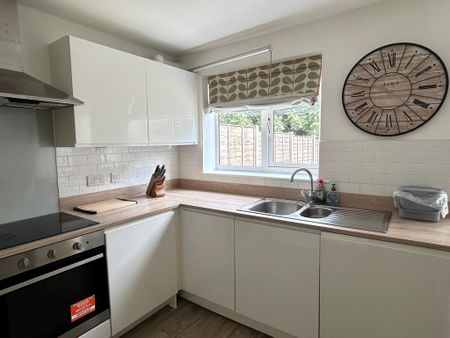 4 bedroom house share to rent - Photo 5