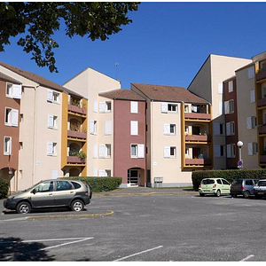 Appartement de type 4 avec balcon - Photo 2