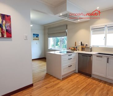 3 Bedroom - Short Term Fully Furnished. - Photo 6