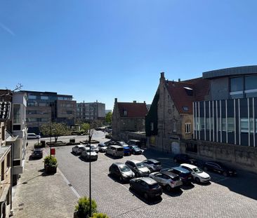 Verrassend ruim appartement met 2 slaapkamers in het centrum van Di... - Photo 3