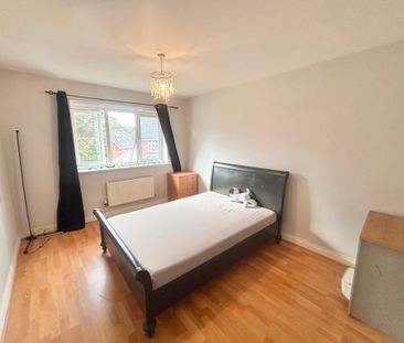 Millwood Garden, Killay, Swansea - Photo 5