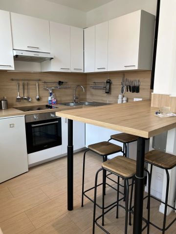 Location Appartement 1 pièce NICE 06000 - Photo 5