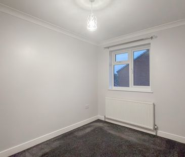 Poole, Dorset - Photo 4