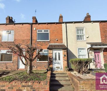 2 bedroom terraced house to rent - Photo 2