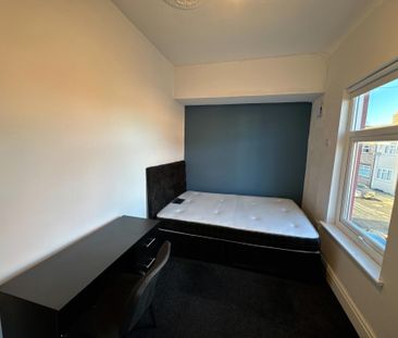 Grosvenor Road, Liverpool - Photo 5