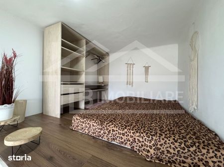 Apartament cu o cameră, 50mp, Zona Ultracentral - Photo 2
