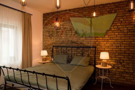 Casa moderna de inchiriat, locatie PREMIUM, in Centru Vechi - Fotografie 3