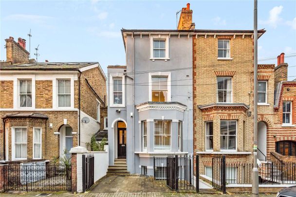 Elsynge Road, London, SW18 2HN - Photo 1