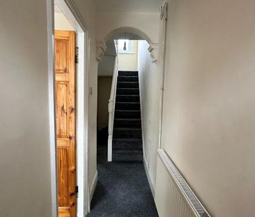 5 bedroom terraced house to rent - Photo 5