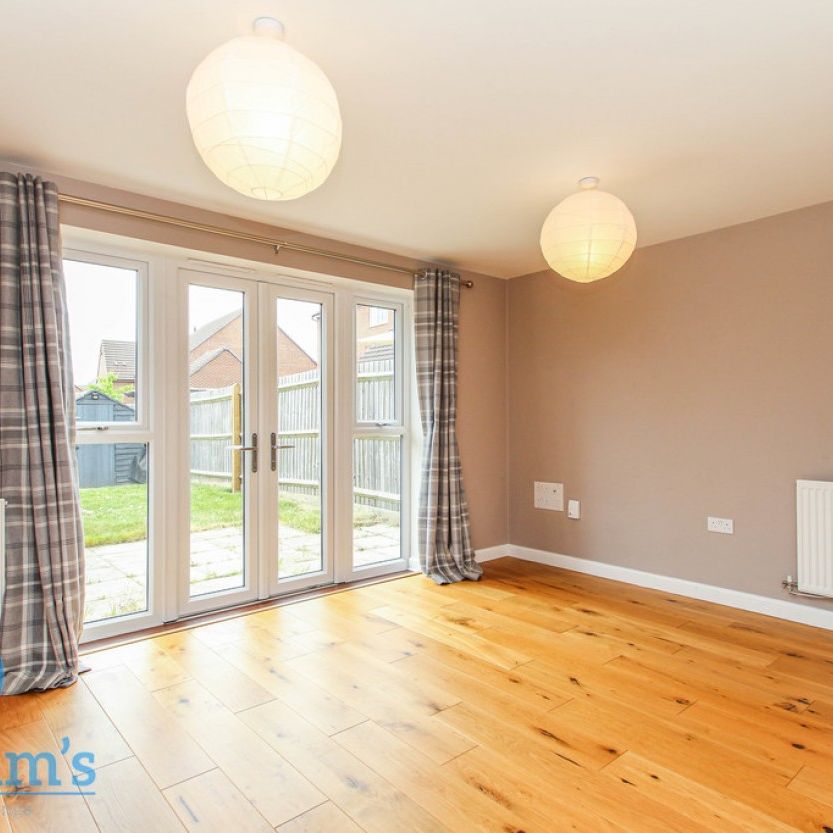 2 bed Semi-Detached House for Rent - Photo 1