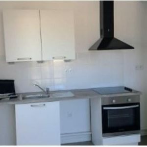 Location Appartement 2 pièces 43m² MONTLOUIS SUR LOIRE 37270 - Photo 2