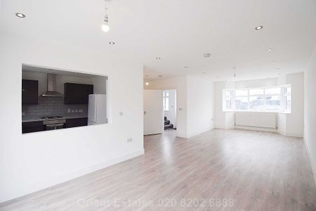 Price £4,000 pcm - Available 15/12/2025 - Unfurnished - Photo 3