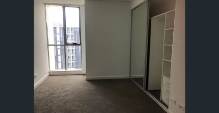 North facing 2BR Apartment close to amenities For Lease Now! - Photo 2