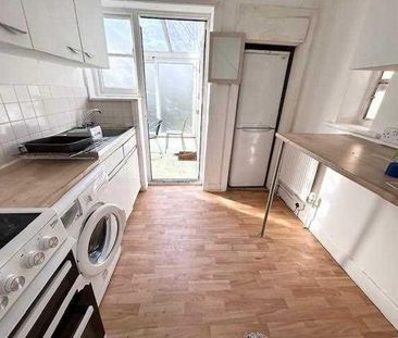 4 bedroom house share to rent - Photo 3