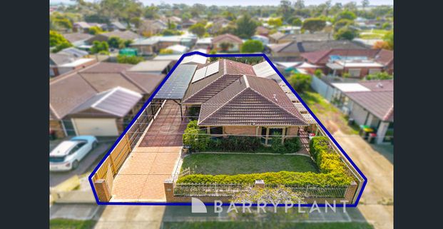 A Perfect Blend of Comfort, Space and Convenience - Photo 1