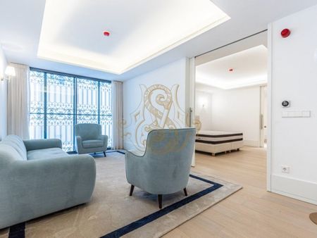 3 room luxury Duplex for rent in Lisbon, Portugal - Photo 4