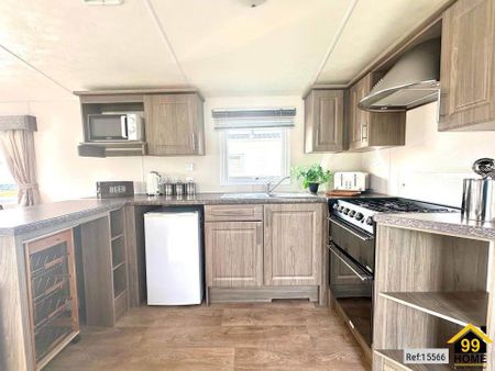 3 bedroom park home to rent - Photo 3