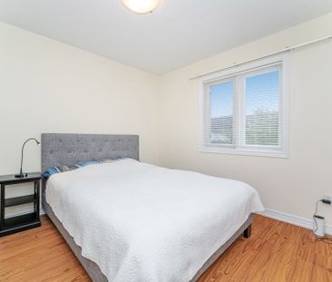 For Lease - 2570 Valleyridge Drive, Oakville, Ontario - Photo 1