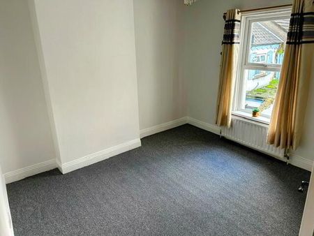 2 Taylors Row, Coleraine, BT52 1LL - Photo 4